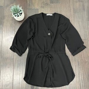 🌸 3/$25 Ricki’s | Black Tunic Blouse